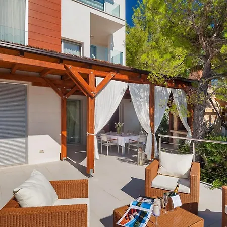 Villa Stunning Brac 5 Bedrooms Infinite Stunning Sea Views Seafront Location Sutivan