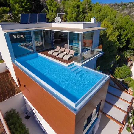 Stunning Brac 5 Bedrooms Infinite Stunning Sea Views Seafront Location