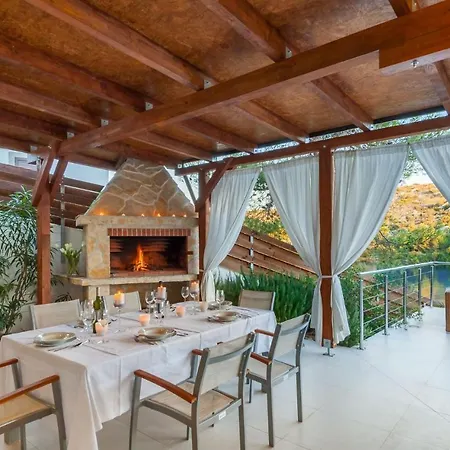 Stunning Brac 5 Bedrooms Infinite Stunning Sea Views Seafront Location Villa *