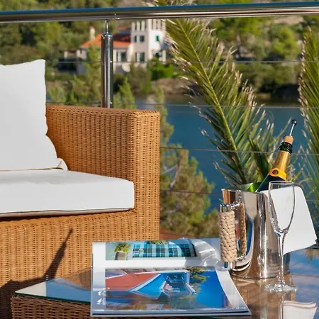 Stunning Brac 5 Bedrooms Infinite Stunning Sea Views Seafront Location Villa Sutivan