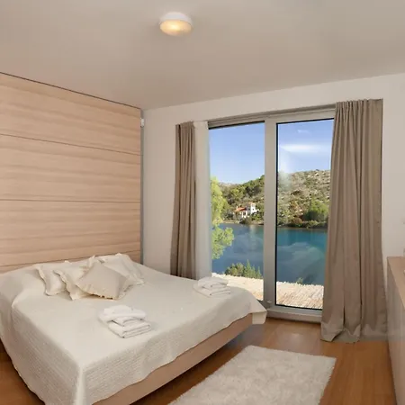 Stunning Brac 5 Bedrooms Infinite Stunning Sea Views Seafront Location Villa *