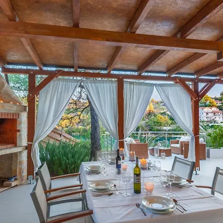 Villa Stunning Brac 5 Bedrooms Infinite Stunning Sea Views Seafront Location *