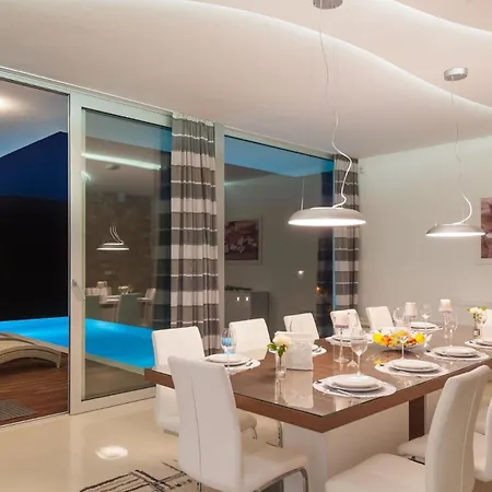 Stunning Brac 5 Bedrooms Infinite Stunning Sea Views Seafront Location Villa