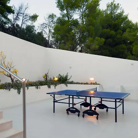 Villa Stunning Brac 5 Bedrooms Infinite Stunning Sea Views Seafront Location Sutivan