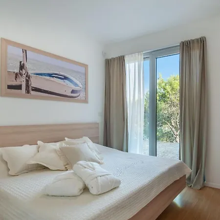 Stunning Brac 5 Bedrooms Infinite Stunning Sea Views *
