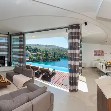 Stunning Brac 5 Bedrooms Infinite Stunning Sea Views Vila